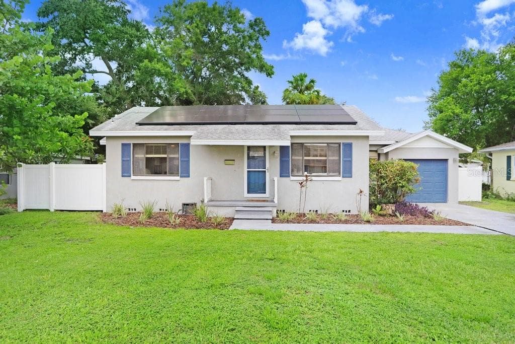 4415 W BAY VILLA AVENUE TAMPA, FL 33611