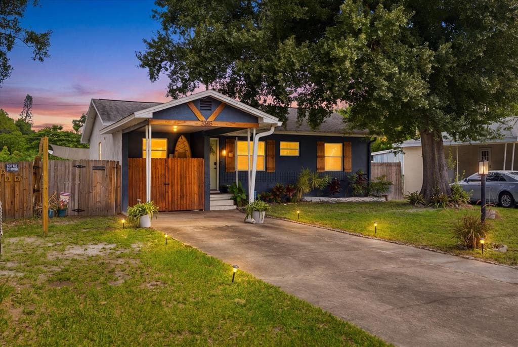 3145 32ND AVENUE N ST PETERSBURG, FL 33713