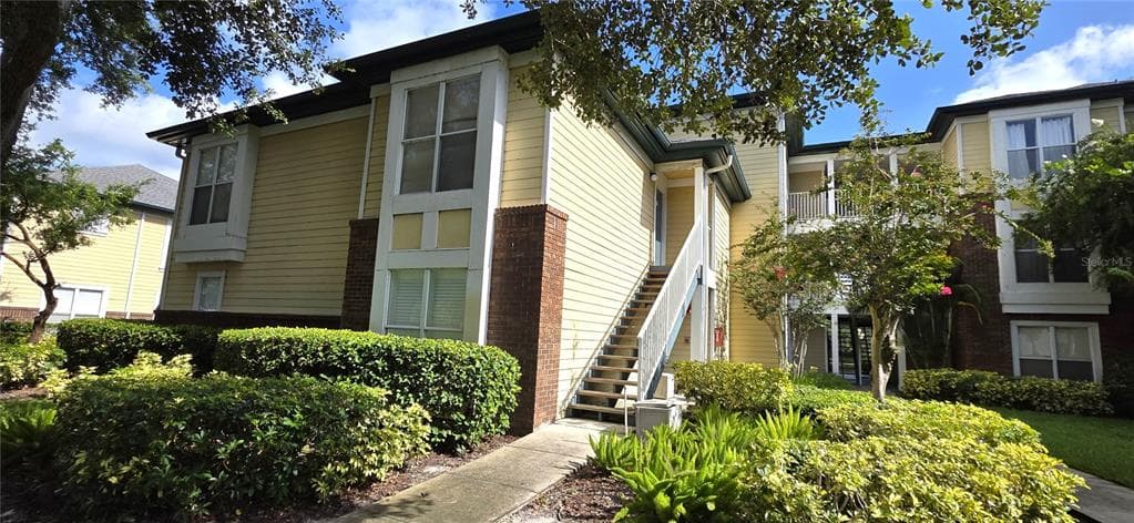 4115 CHATHAM OAK COURT UNIT 210