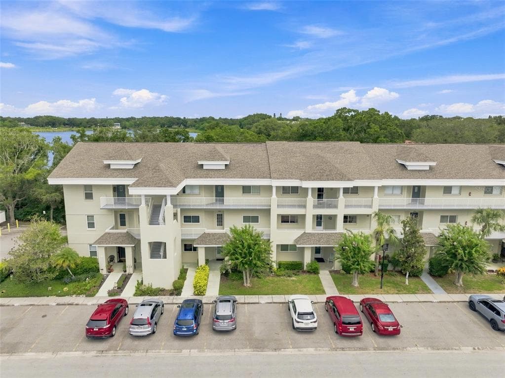 2210 UTOPIAN DRIVE E UNIT 203 CLEARWATER, FL 33763