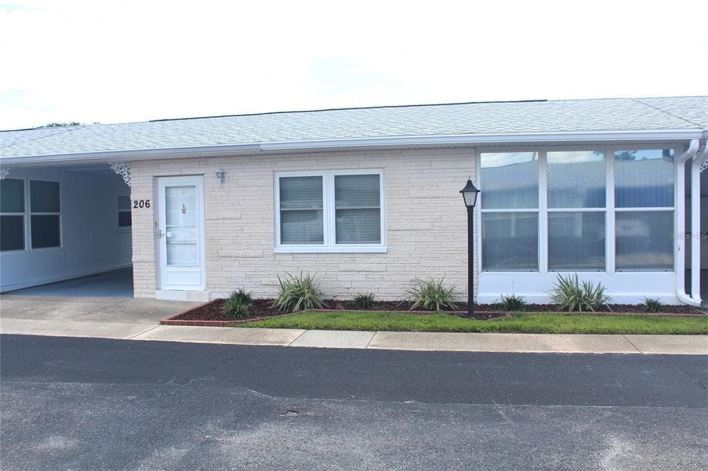 12400 PARK BLVD UNIT 206 SEMINOLE, FL 33772