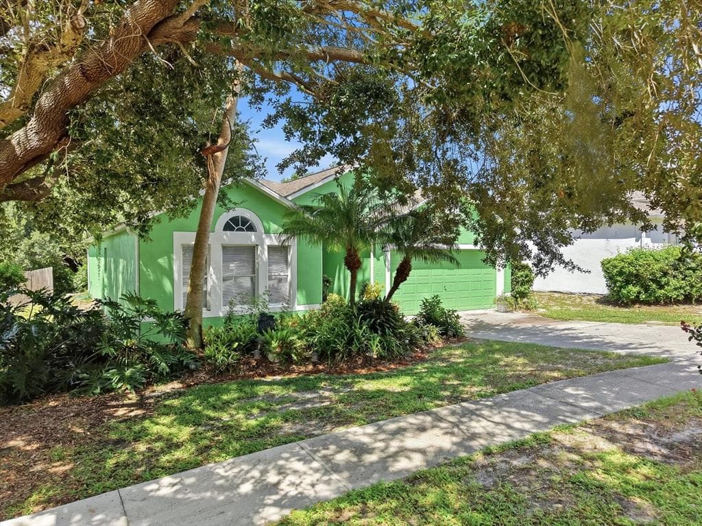 809 ROCKY MOUNTAIN COURT