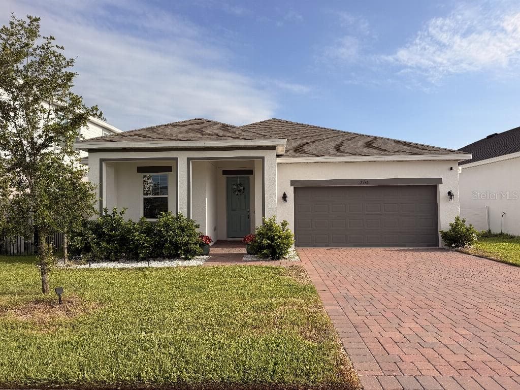 7118 ROLLING LEAF ROAD GROVELAND, FL 34736