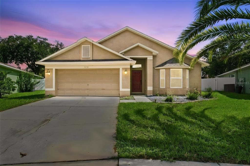 9710 WHITE BARN WAY RIVERVIEW, FL 33569