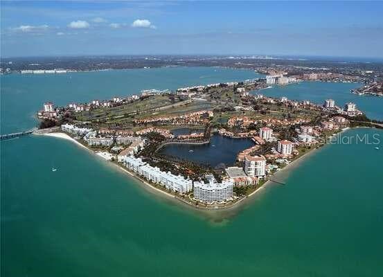 6287 BAHIA DEL MAR CIRCLE UNIT 113 ST PETERSBURG, FL 33715