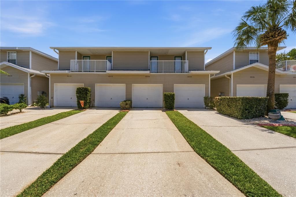 22128 LITTLE LAGOON COURT LUTZ, FL 33549