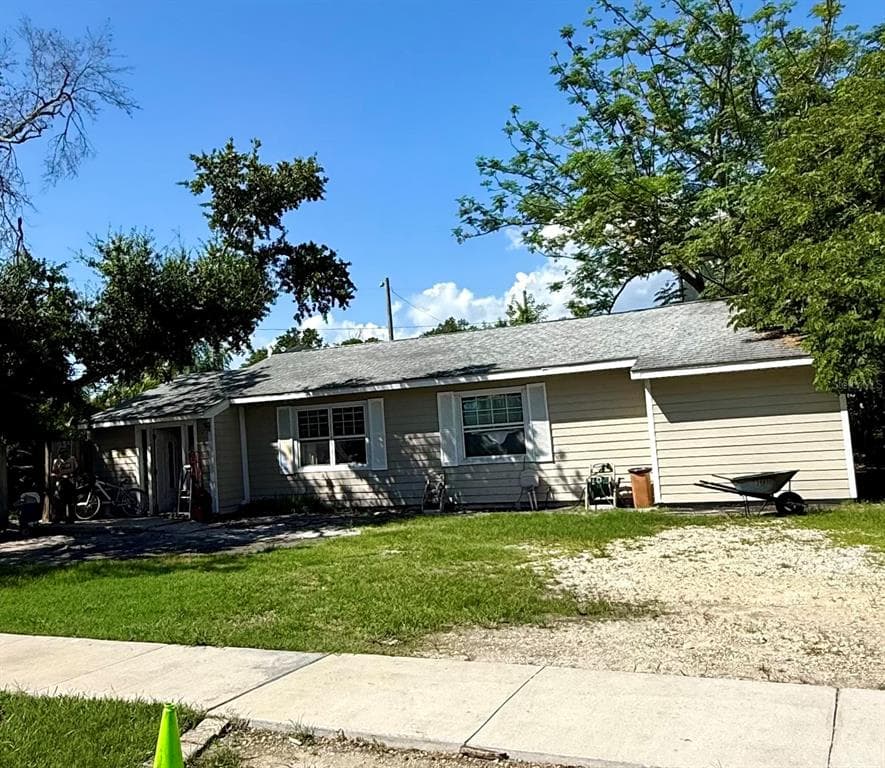3619 W RENELLIE CIRCLE TAMPA, FL 33629