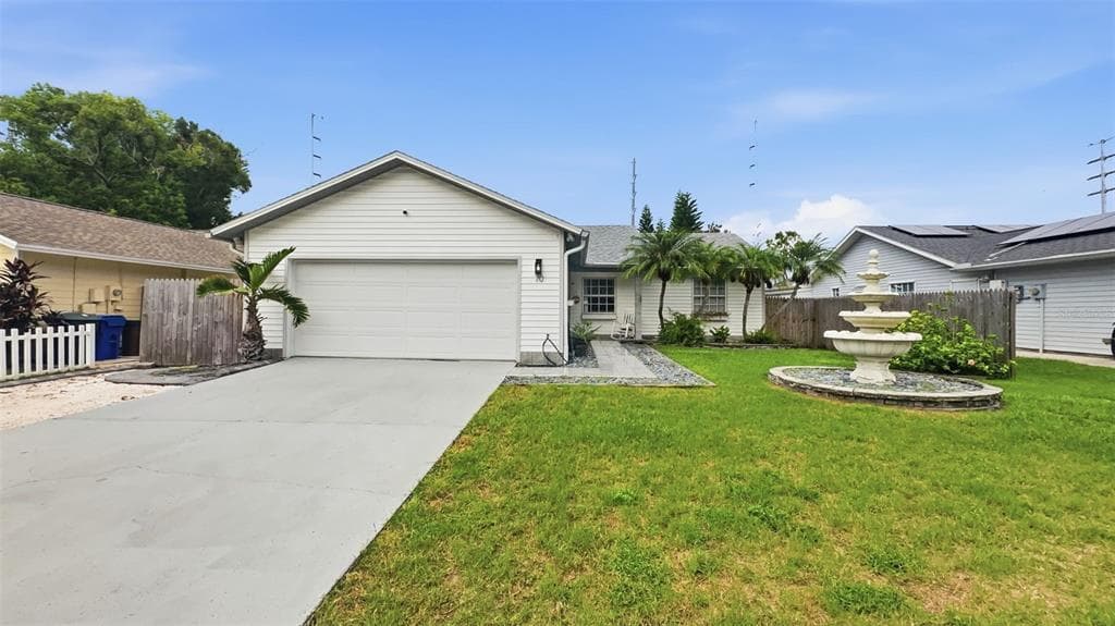 70 SQUIRE COURT DUNEDIN, FL 34698