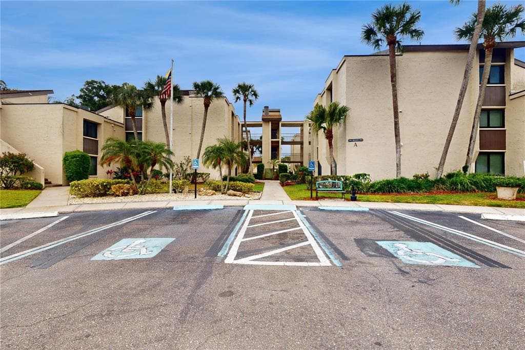 2205 BELLEAIR ROAD UNIT A13