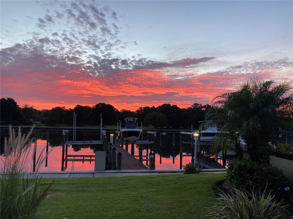 2424 W TAMPA BAY BOULEVARD UNIT C103