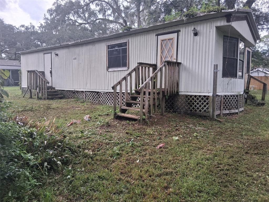 19399 FORT DADE AVENUE BROOKSVILLE, FL 34601