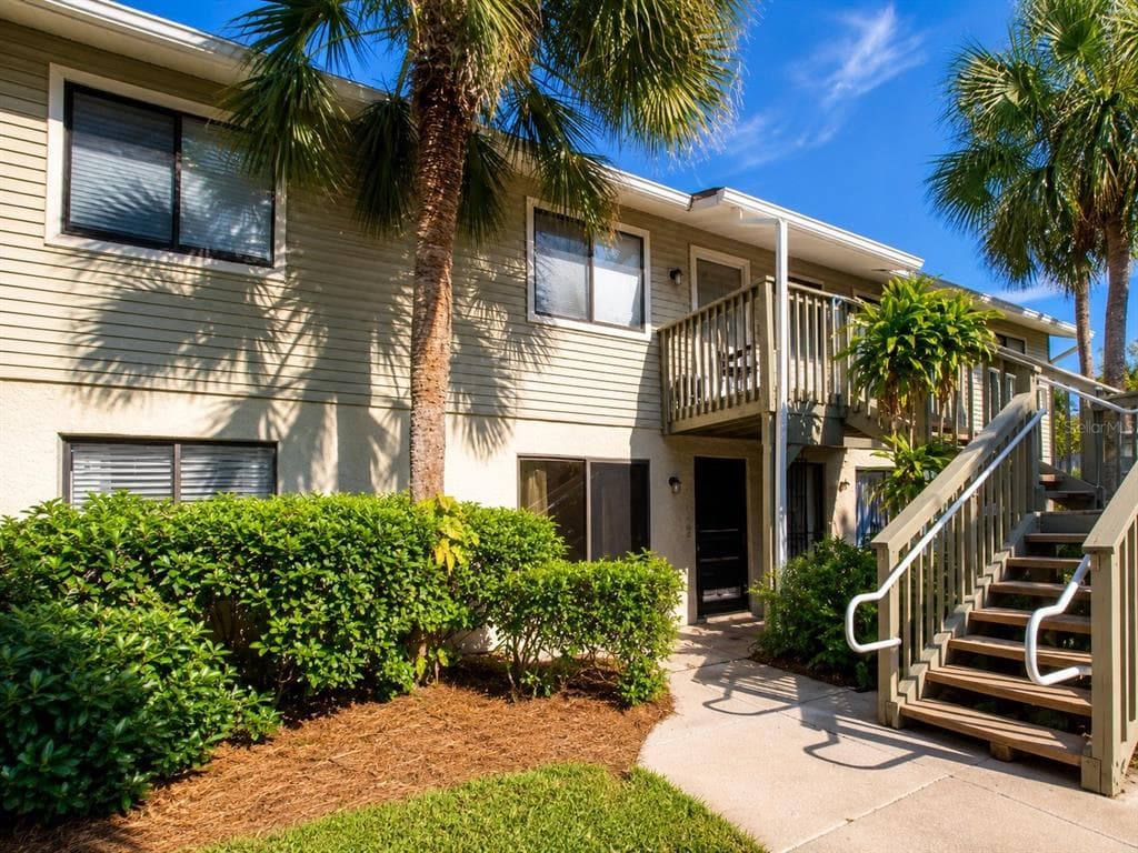 7338 SWALLOW RUN UNIT 7338 WINTER PARK, FL 32792
