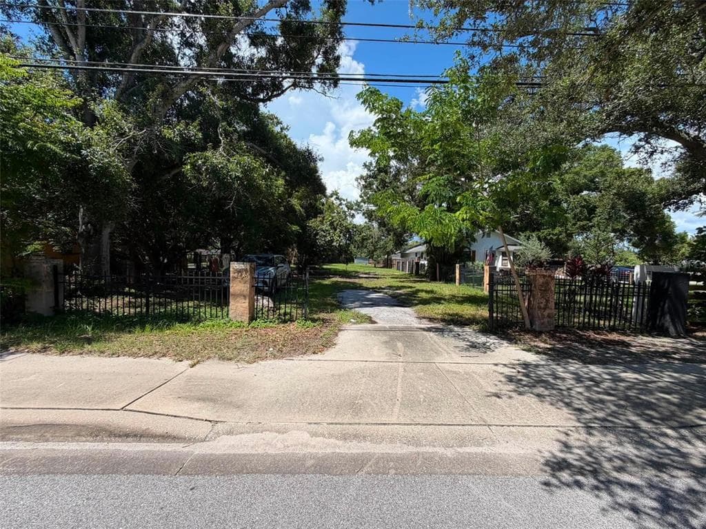 4365 78TH AVENUE N PINELLAS PARK, FL 33781
