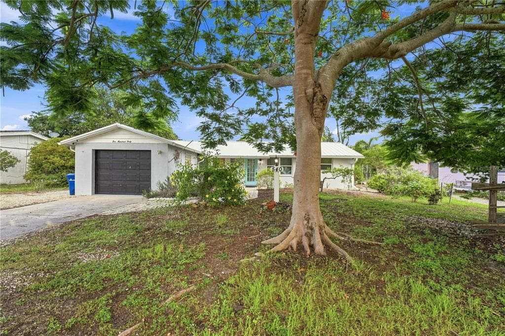 540 BLACKBURN STREET ENGLEWOOD, FL 34223