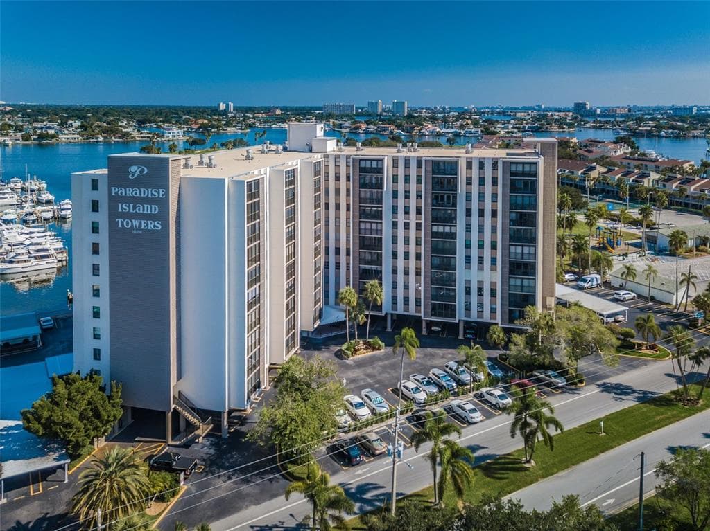 10355 PARADISE BOULEVARD UNIT 711