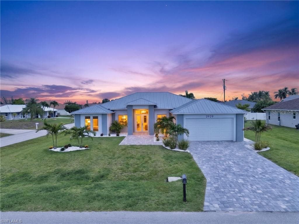 2929 SW 6TH PL CAPE CORAL, FL 33914