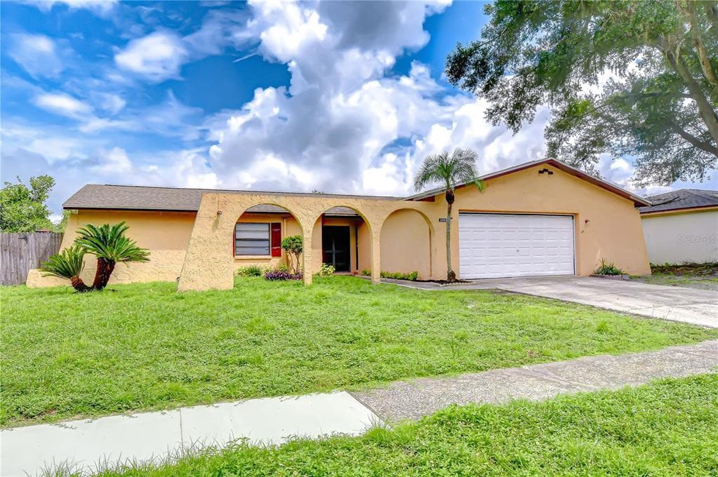 4303 HOLLOW HILL DRIVE