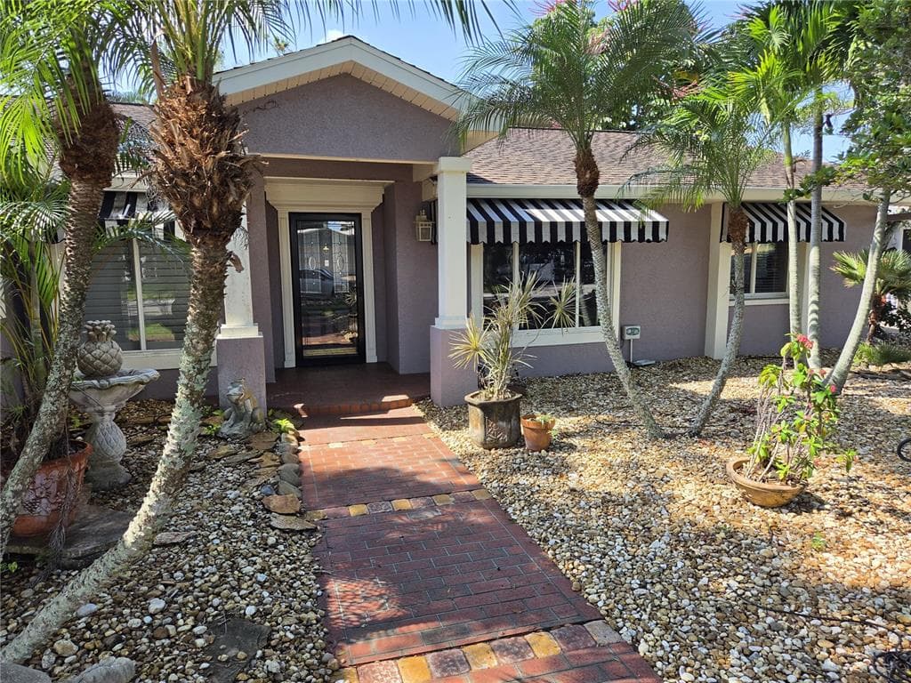 1132 RIDGE DRIVE PALM HARBOR, FL 34683