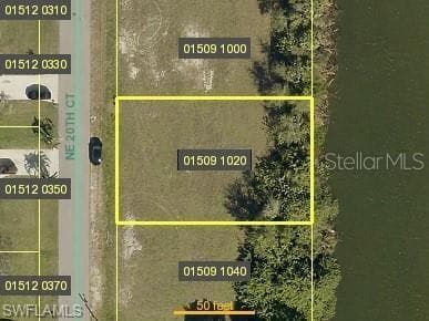 33 NE 20TH COURT CAPE CORAL, FL 33909