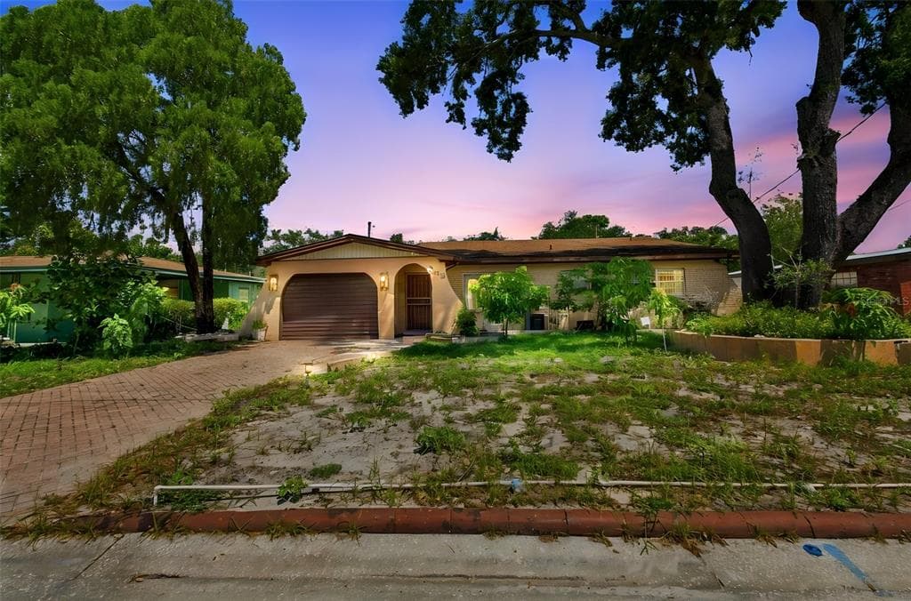 3412 E FERN ST TAMPA, FL 33610