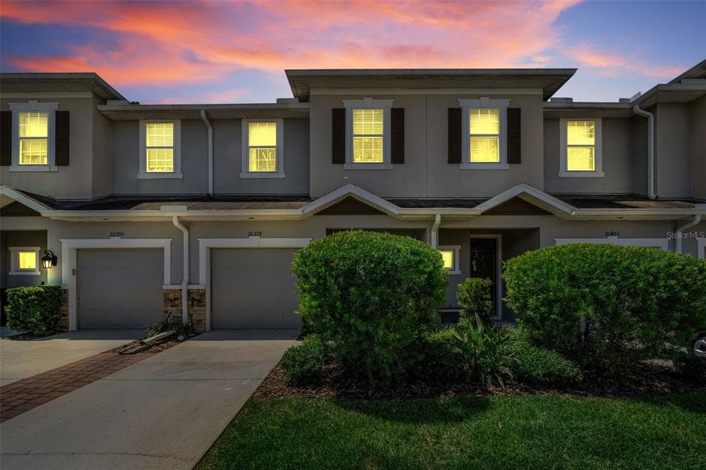26399 LIMESTONE SPRINGS WAY WESLEY CHAPEL, FL 33544