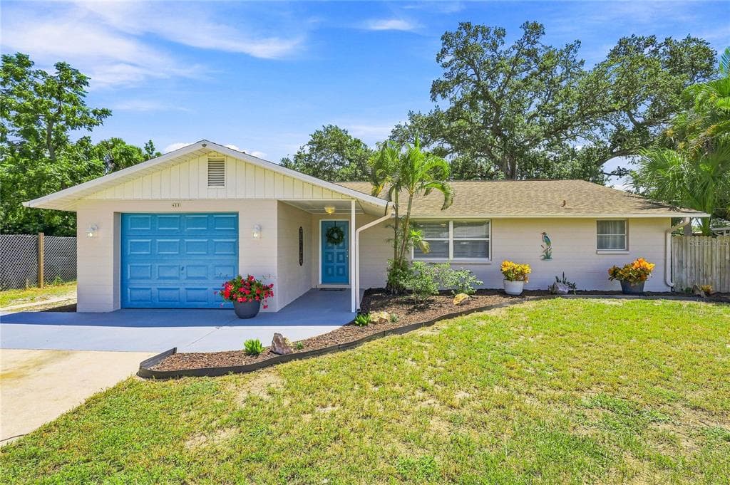 411 PLANTATION ROAD VENICE, FL 34293