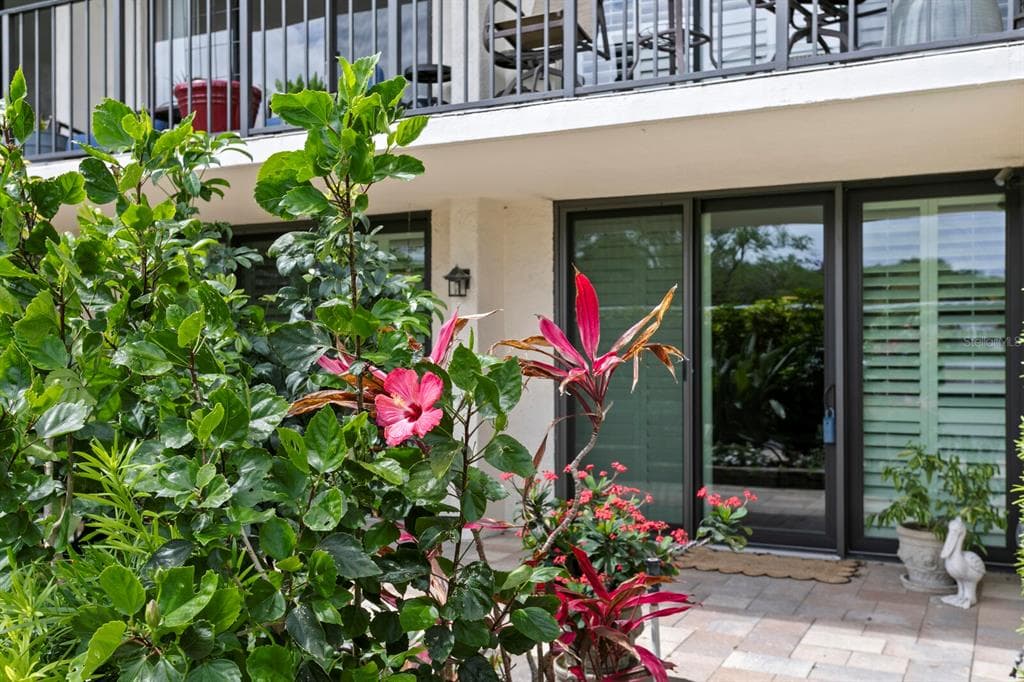 100 OAKMONT UNIT 105 BELLEAIR, FL 33756