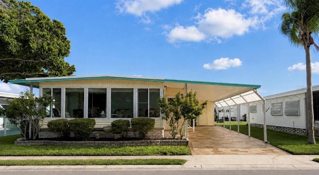 1100 BELCHER ROAD S UNIT 304