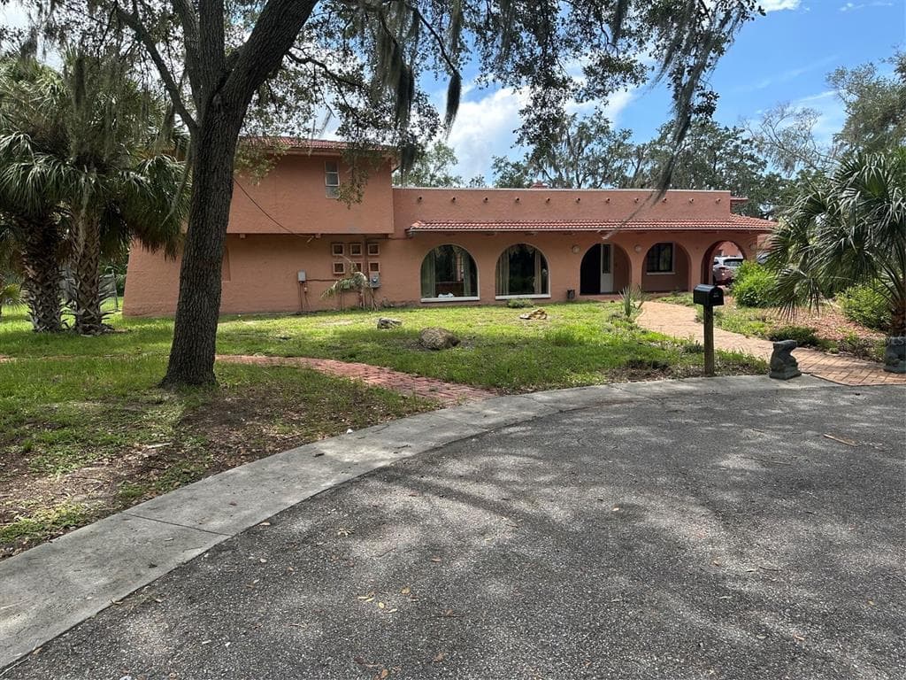 1238 FLOTILLA DRIVE HOLIDAY, FL 34690