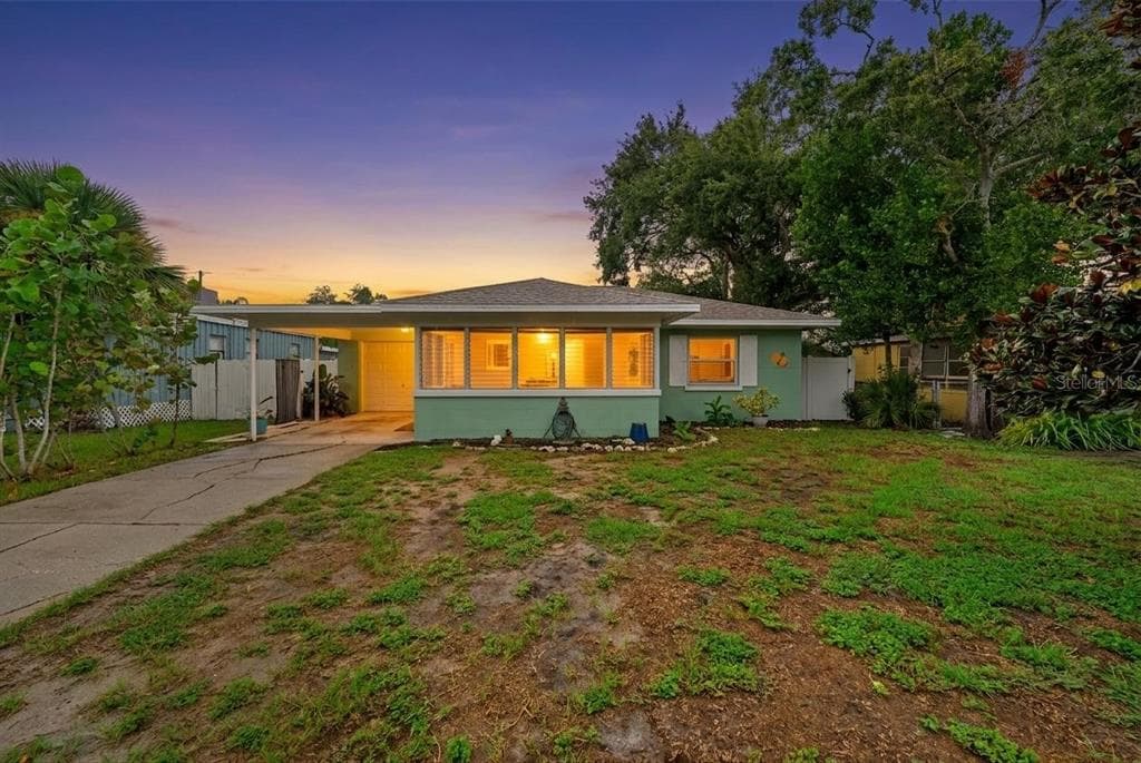 436 NORFOLK STREET DUNEDIN, FL 34698