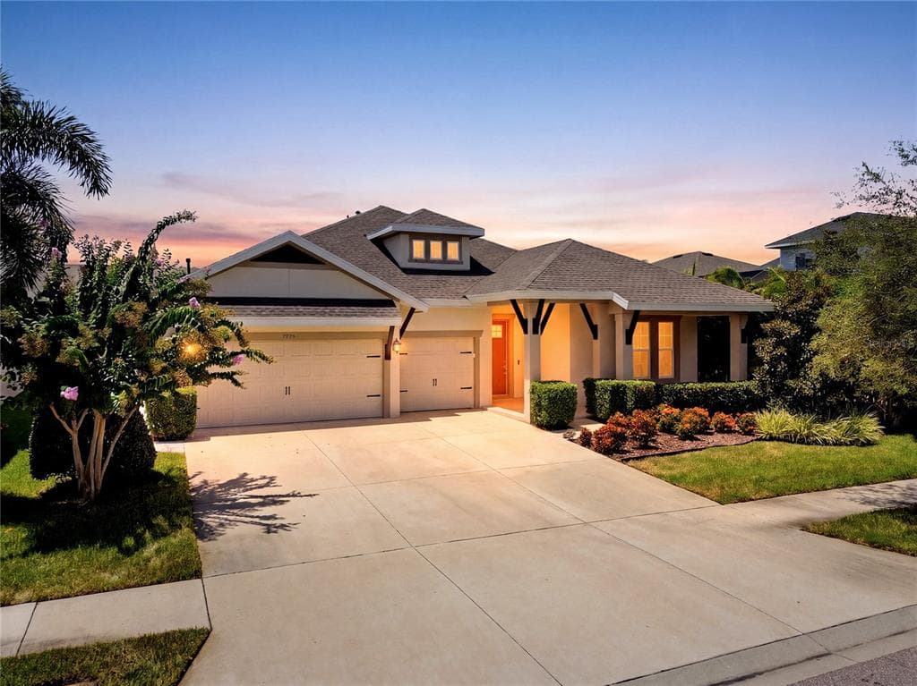 7720 PARADISO DRIVE APOLLO BEACH, FL 33572