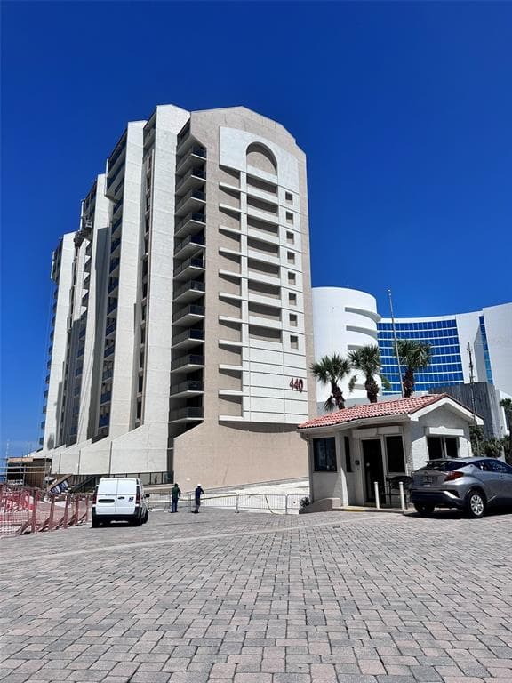 440 S GULFVIEW BOULEVARD UNIT 1501 CLEARWATER BEACH, FL 33767
