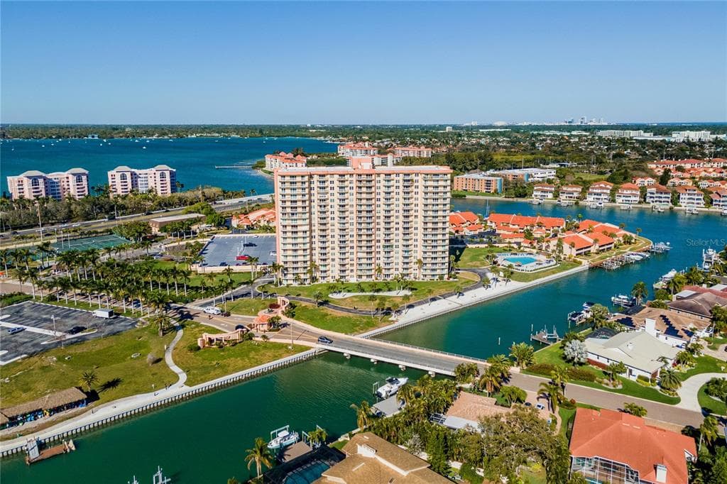 4900 BRITTANY DRIVE S UNIT 1512 ST PETERSBURG, FL 33715
