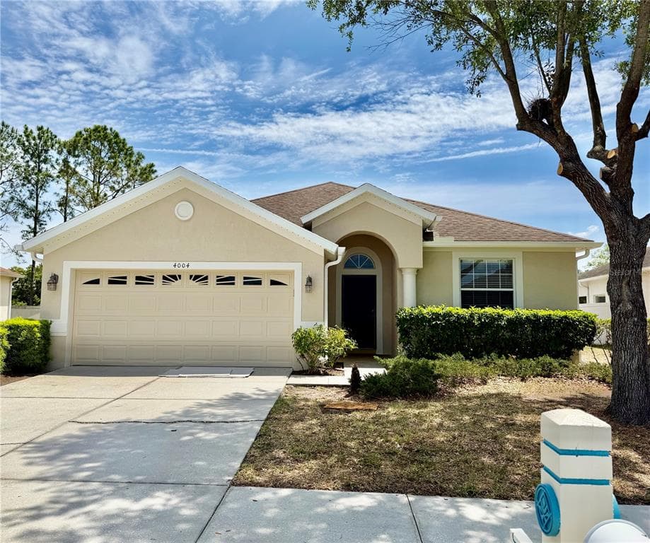 4004 LANGDRUM DRIVE WESLEY CHAPEL, FL 33543