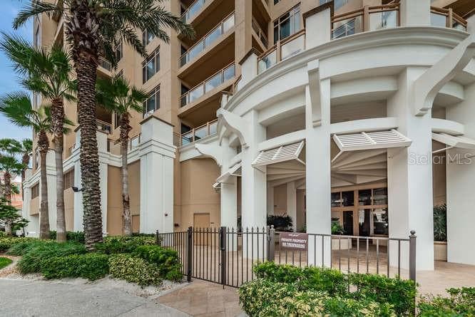 470 MANDALAY AVENUE UNIT 403 CLEARWATER, FL 33767