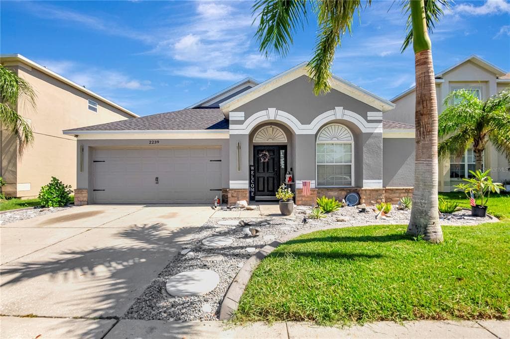 2239 ROANOKE SPRINGS DRIVE RUSKIN, FL 33570