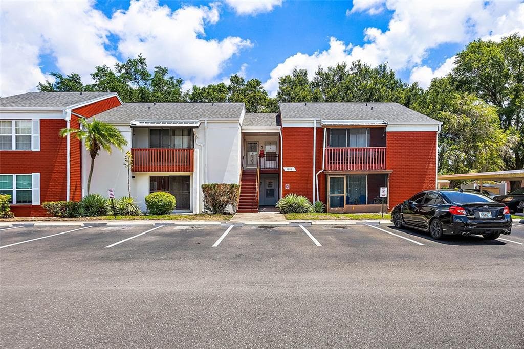 1055 82ND TERRACE N UNIT 1055A ST PETERSBURG, FL 33702