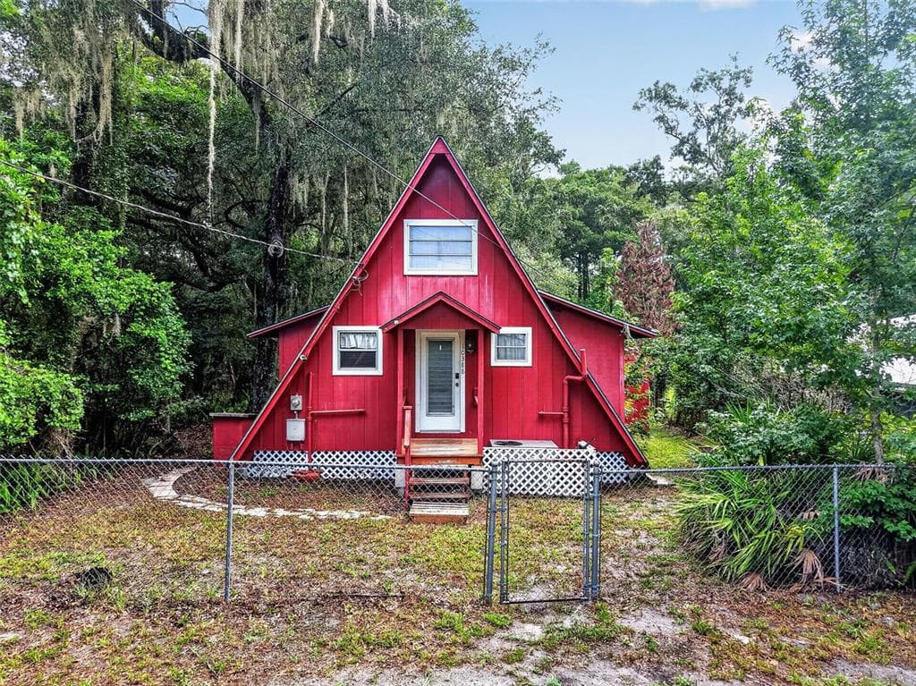 10388 SW 64TH AVENUE BUSHNELL, FL 33513
