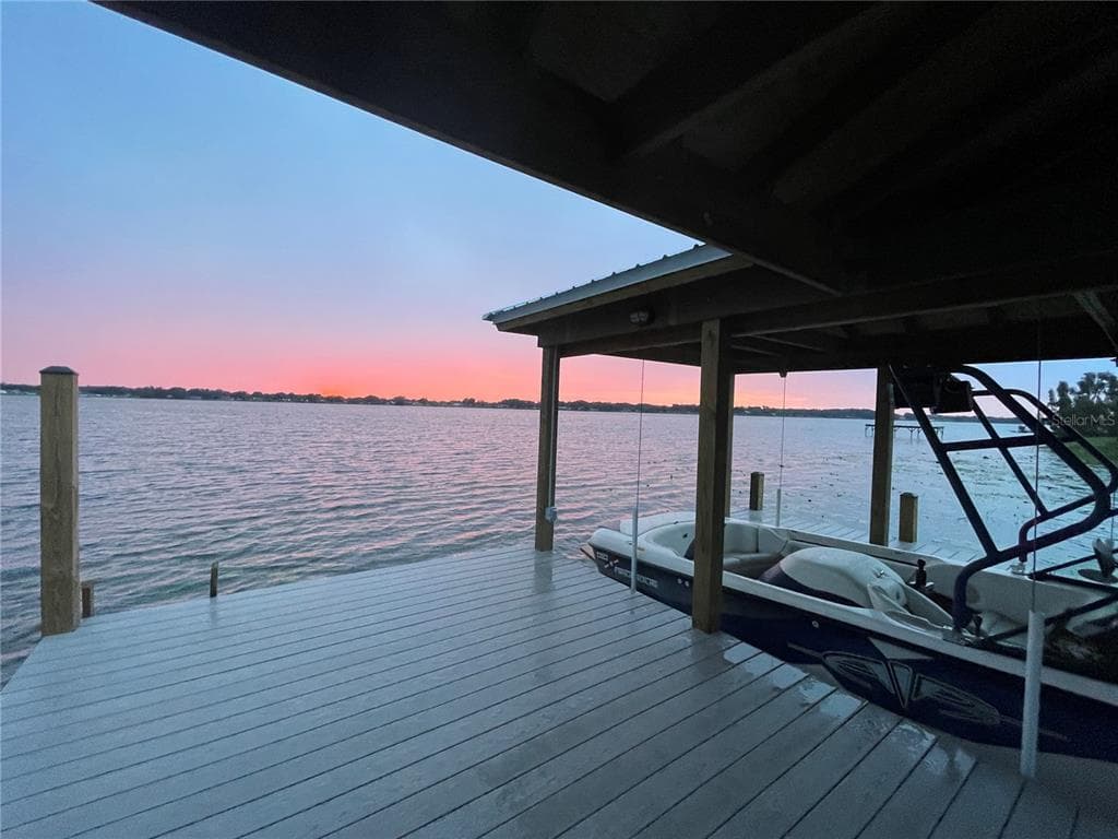 879 S TERRACE DRIVE EAGLE LAKE, FL 33839