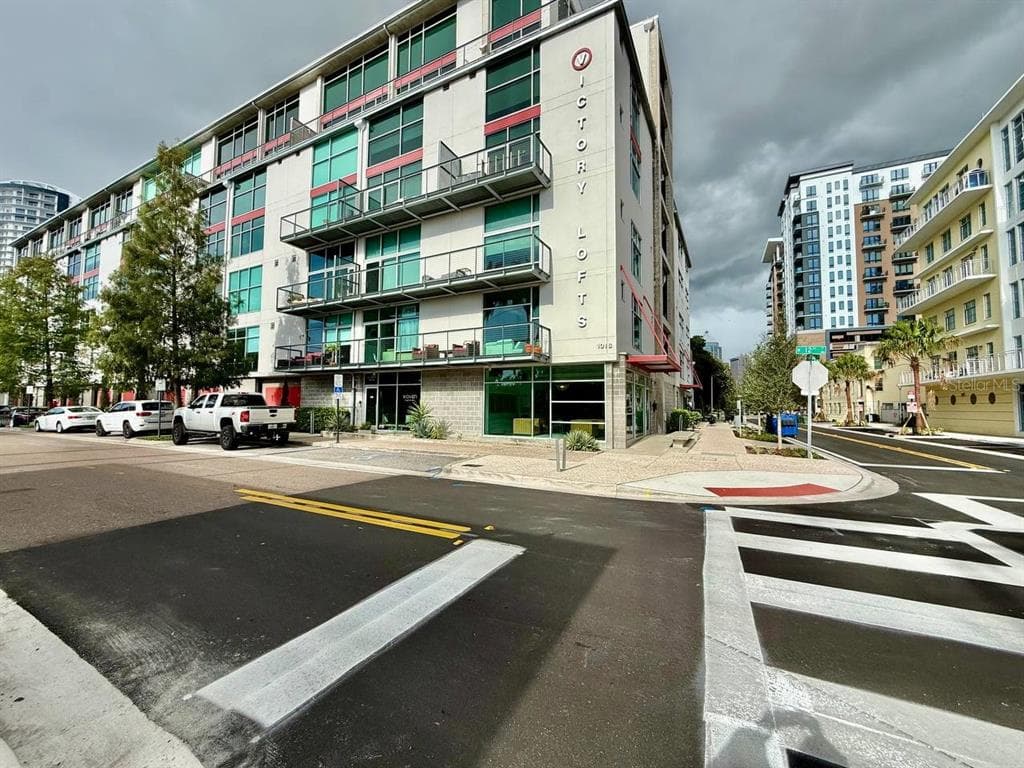 101 N 12TH STREET UNIT 305 TAMPA, FL 33602