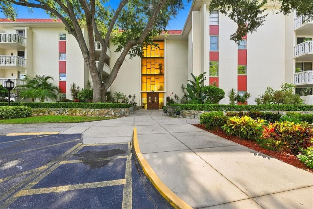2650 PEARCE DRIVE UNIT 309 CLEARWATER, FL 33764