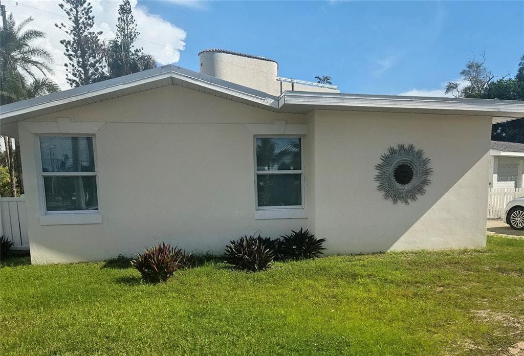 117 79TH STREET HOLMES BEACH, FL 34217