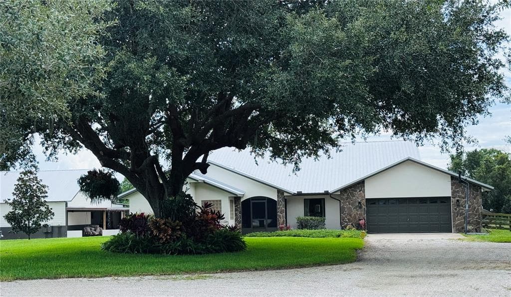 374 CATFISH CREEK ROAD LAKE PLACID, FL 33852