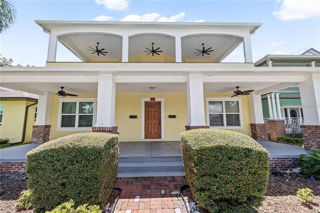 609 E ORANGE STREET UNIT 609 LAKELAND, FL 33801