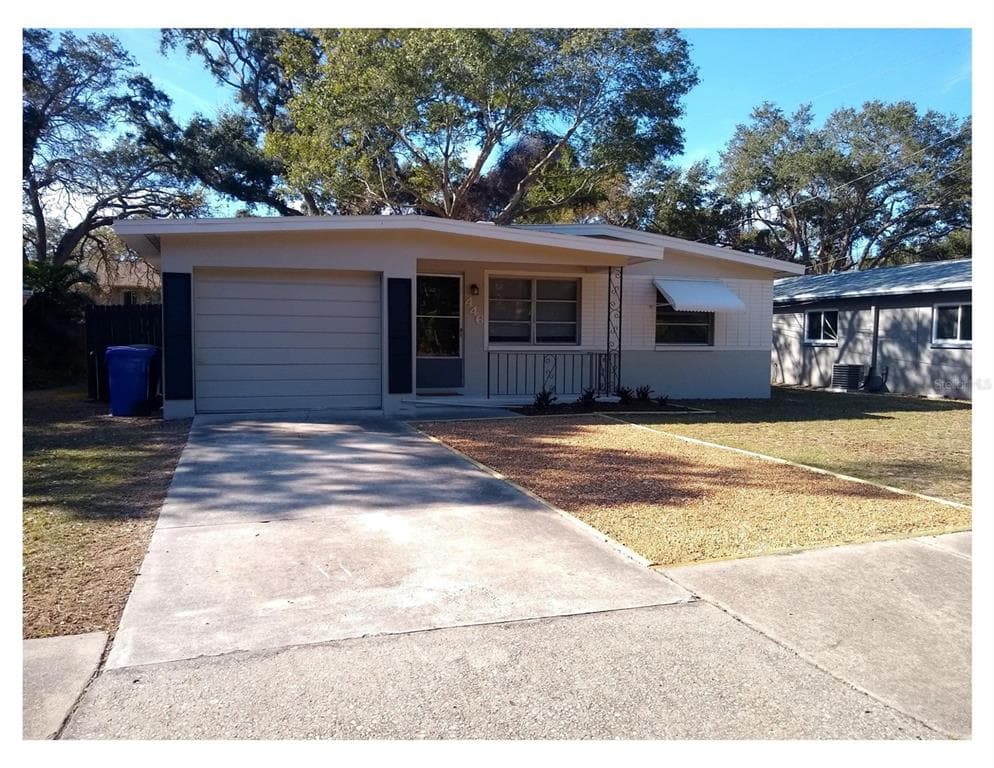446 NEW YORK AVENUE DUNEDIN, FL 34698