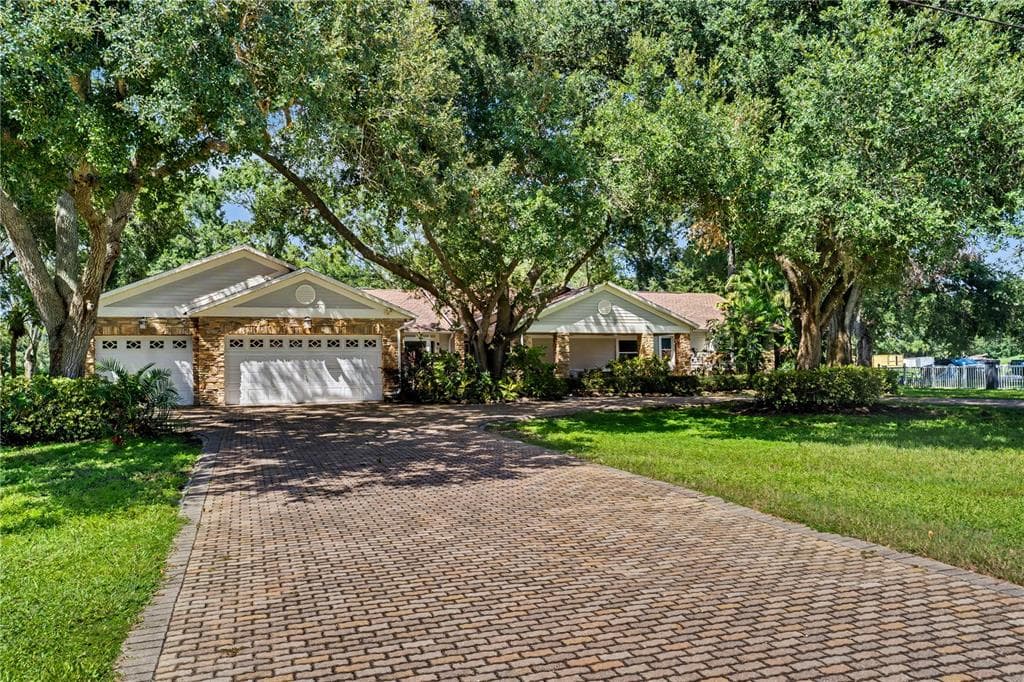 12511 PALOMINO COURT TAMPA, FL 33626