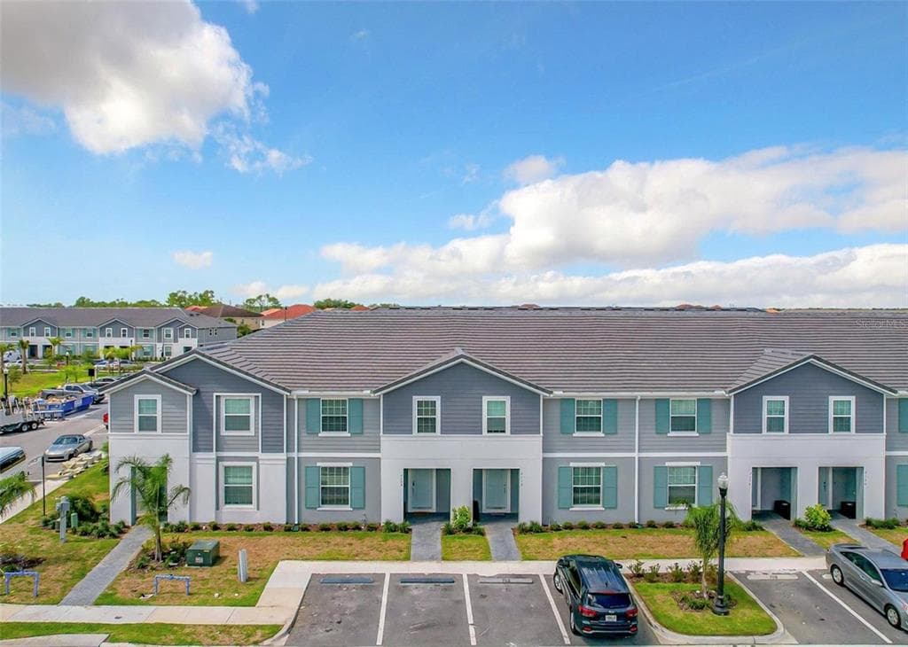 7108 OAKMOSS LOOP DAVENPORT, FL 33837