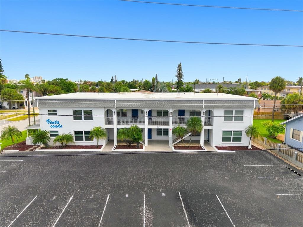 7151 SUNSET WAY UNIT 9 ST PETE BEACH, FL 33706