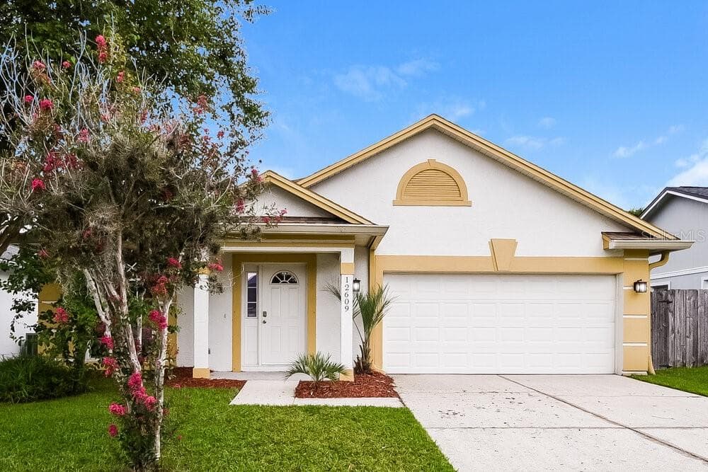 12609 WHITERAPIDS DRIVE ORLANDO, FL 32828