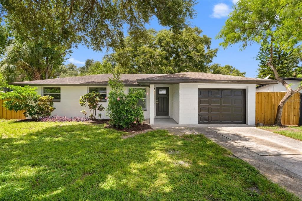 11478 92ND STREET LARGO, FL 33773